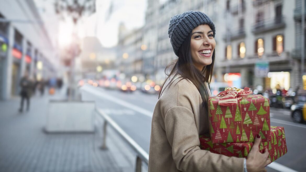 How to maximize tax deduction for charitable giving