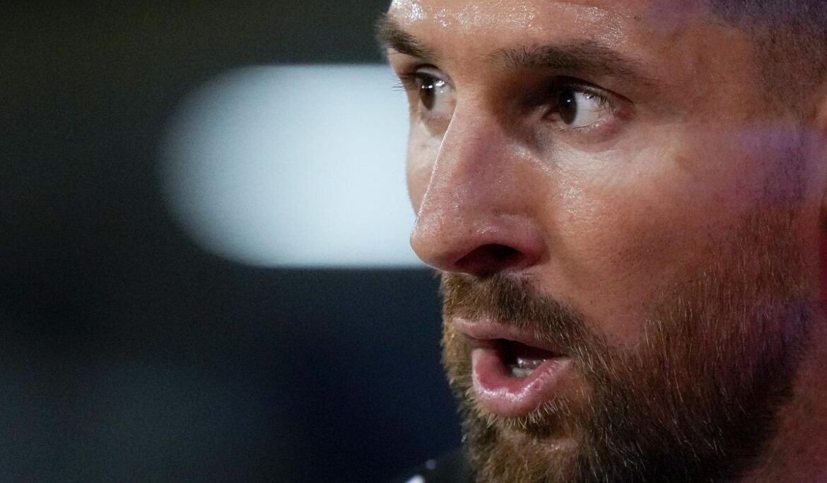 Lionel Messi draws Brazilian fans to what could be the Argentine great's last match in Rio