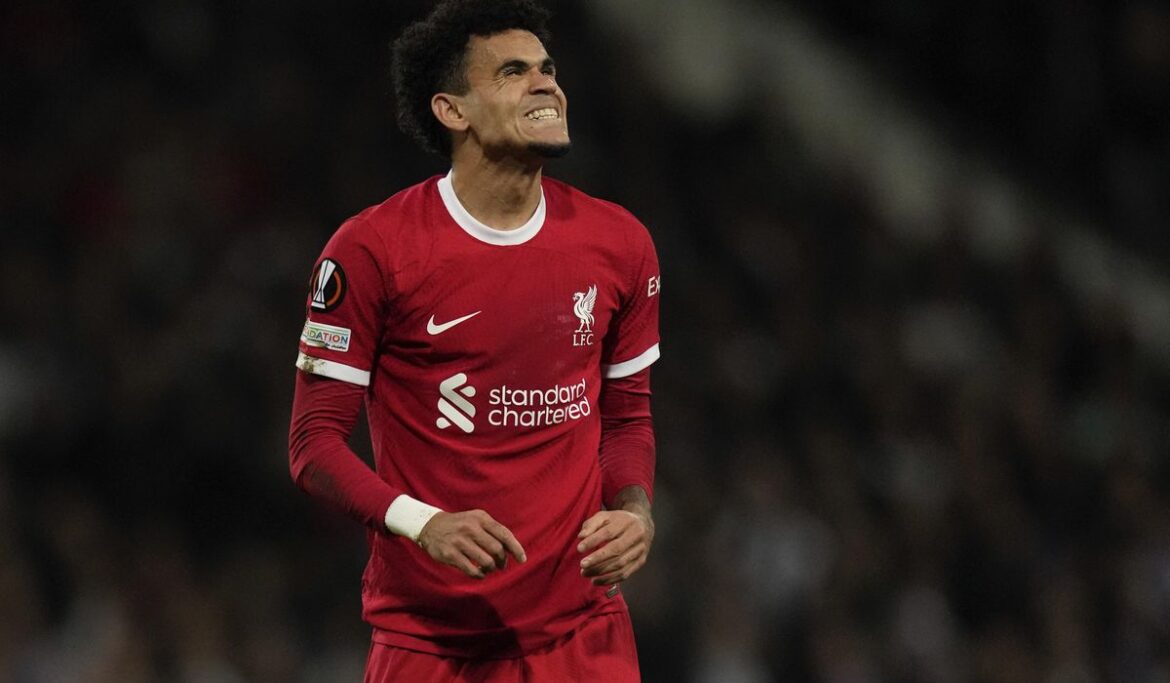 Liverpool loses 3-2 at Toulouse in Europa League. Luis Diaz still has reason to celebrate