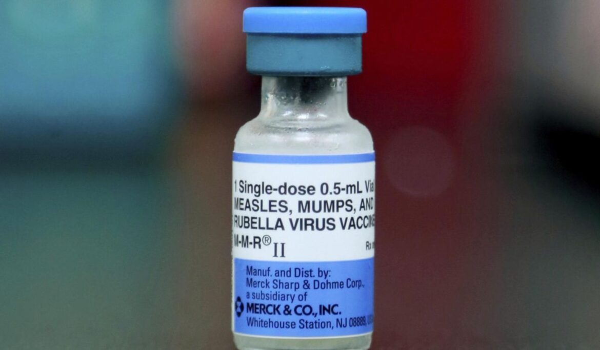 Measles deaths worldwide jumped 40% last year, health agencies say