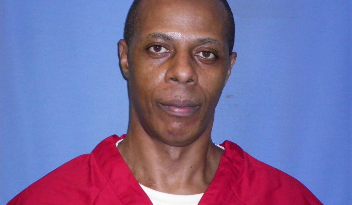 Mississippi attorney general asks state Supreme Court to set execution dates for 2 prisoners