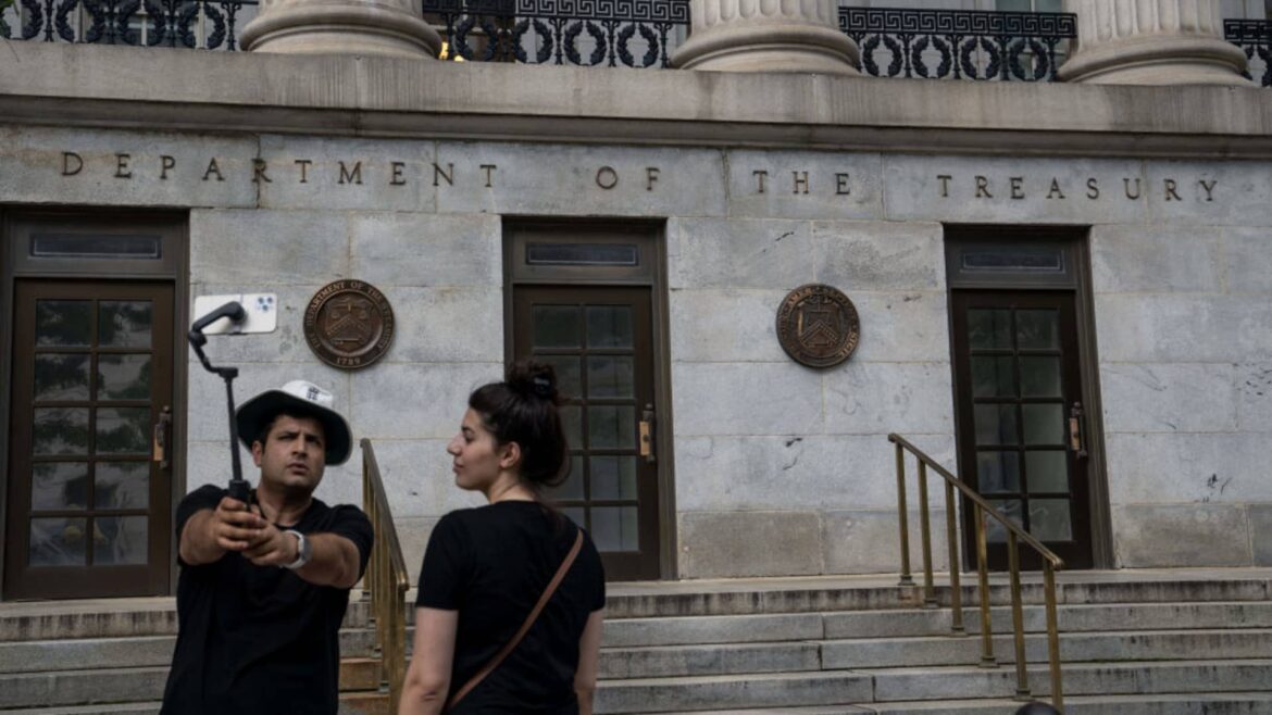 Moody’s downgrade won’t dent the Treasury market