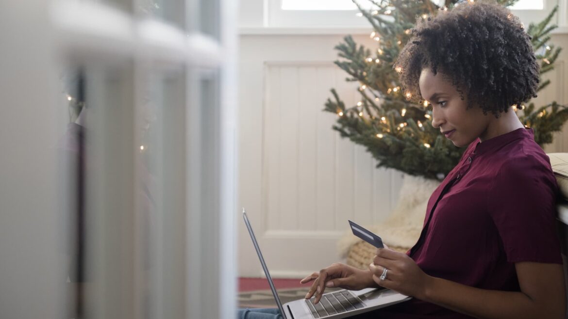 More struggle with credit card debt. What to know this holiday season