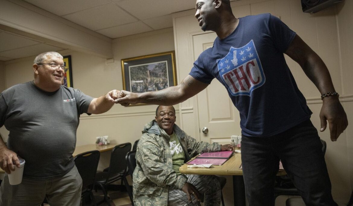 NFL disability program leaves retired Saints tight end hurting and angry