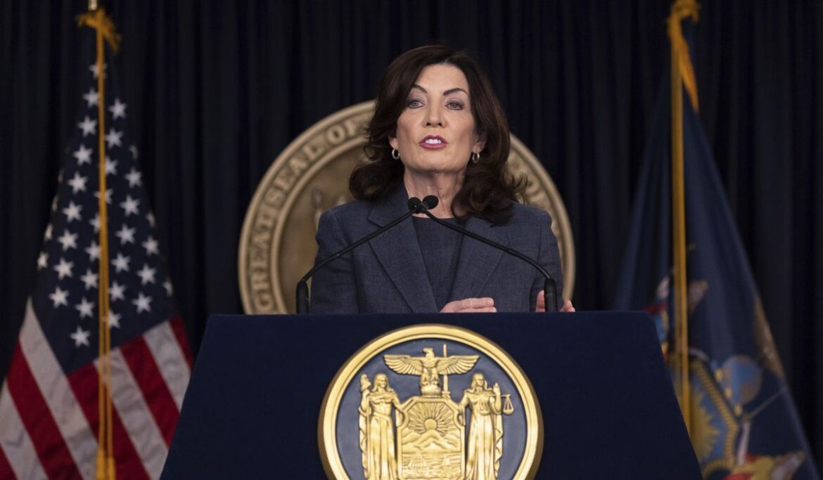 N.Y. Gov. Kathy Hochul says House has a 'moral responsibility' to oust Rep. George Santos