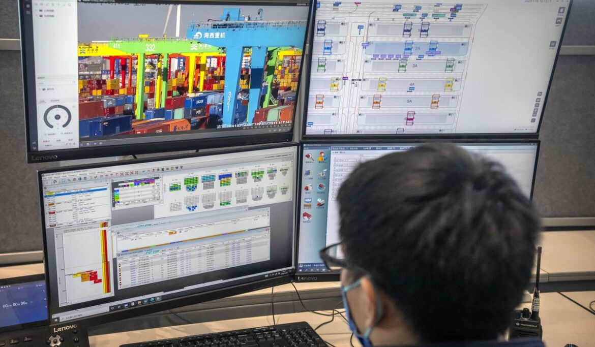 New Chinese institute lures top U.S., Western scientists to obtain advanced American technology