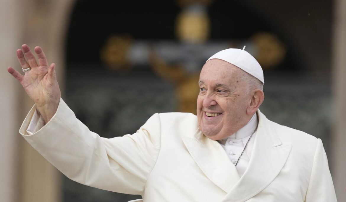 Pope Francis cancels Saturday morning audiences due to mild flu, Vatican says