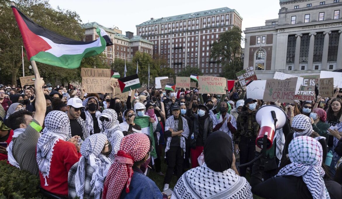 Pro-Palestinian protesters arrested at House Judiciary hearing about antisemitic speech on campuses