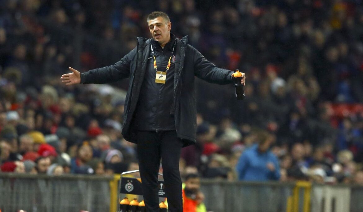 Savo Milosevic aims to lead Bosnia through Euro 2024 playoffs to join Balkan neighbors at finals