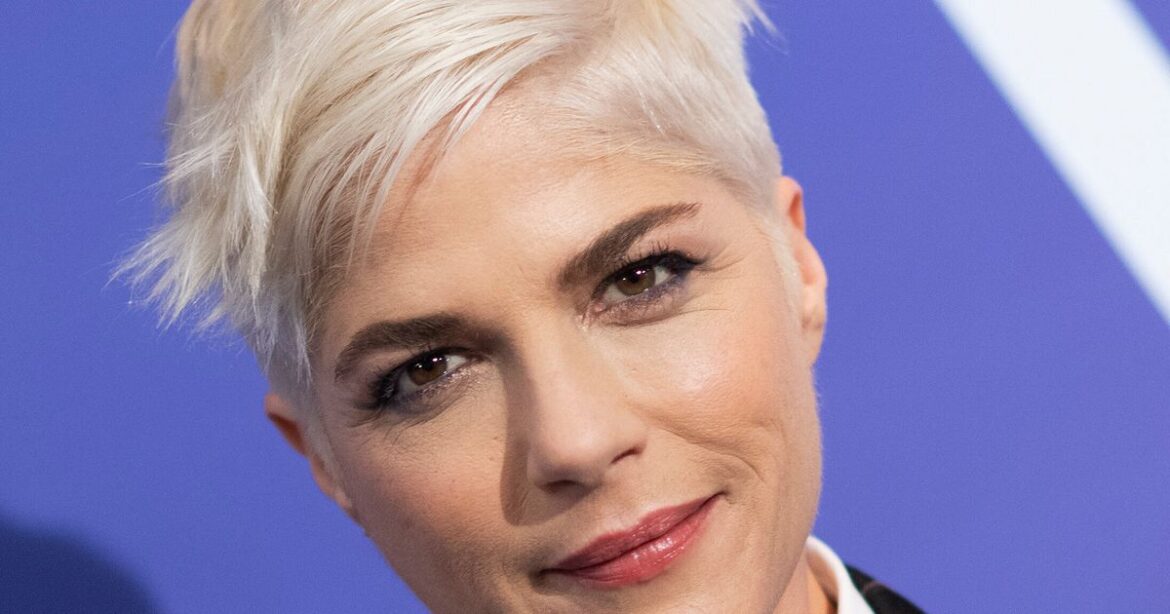 Selma Blair Opens Up About Doctors' Inappropriate Advice