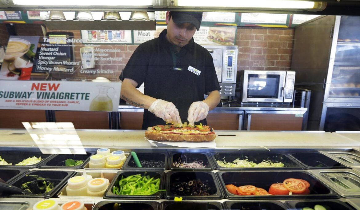 Sen. Elizabeth Warren's food fight with Subway deal might be hard to swallow