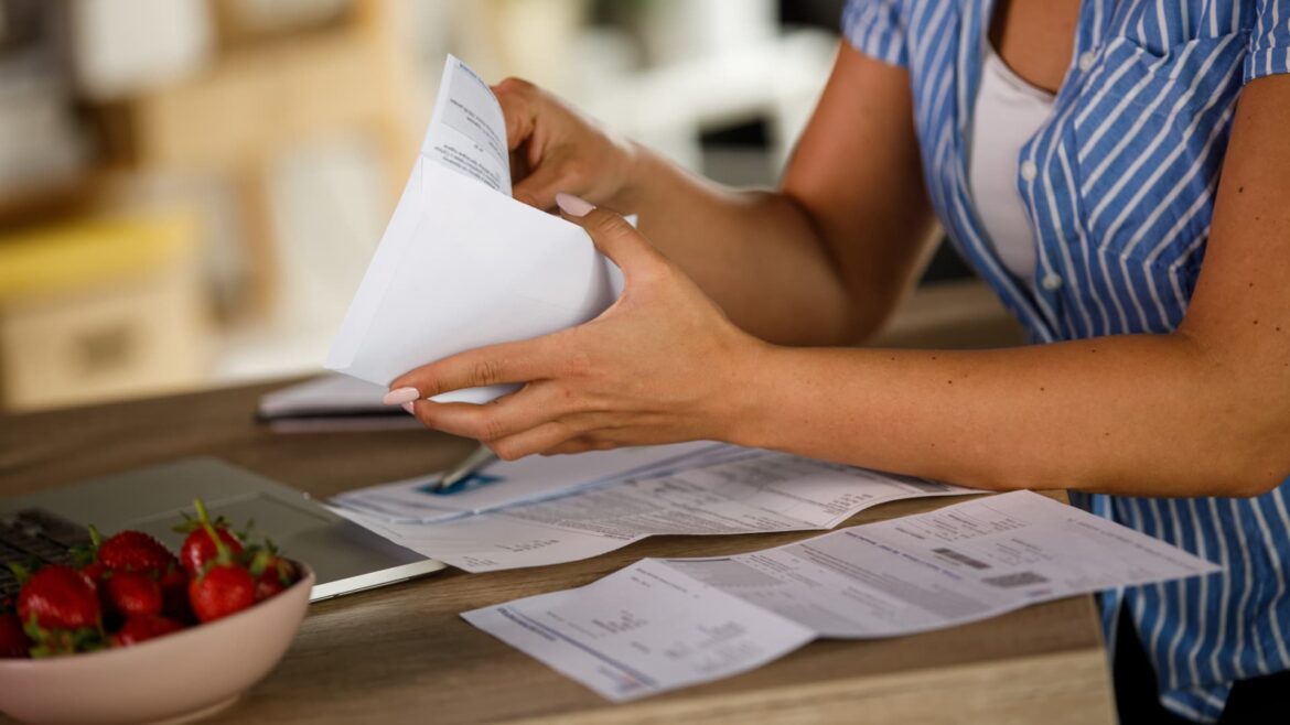 She expected a $0 student loan bill. Then $2,074 was taken from her