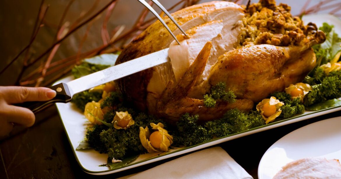 The Best Knives For Carving A Turkey, According To Chefs