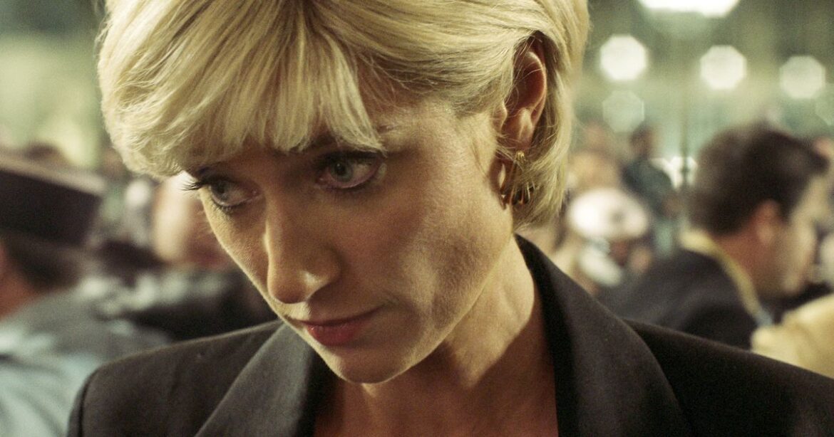 'The Crown' Review: The Show Has 1 Huge Problem