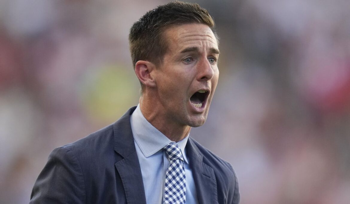 Troy Lesesne is fired by the Red Bulls. His replacement will be their 20th coach in 29 seasons