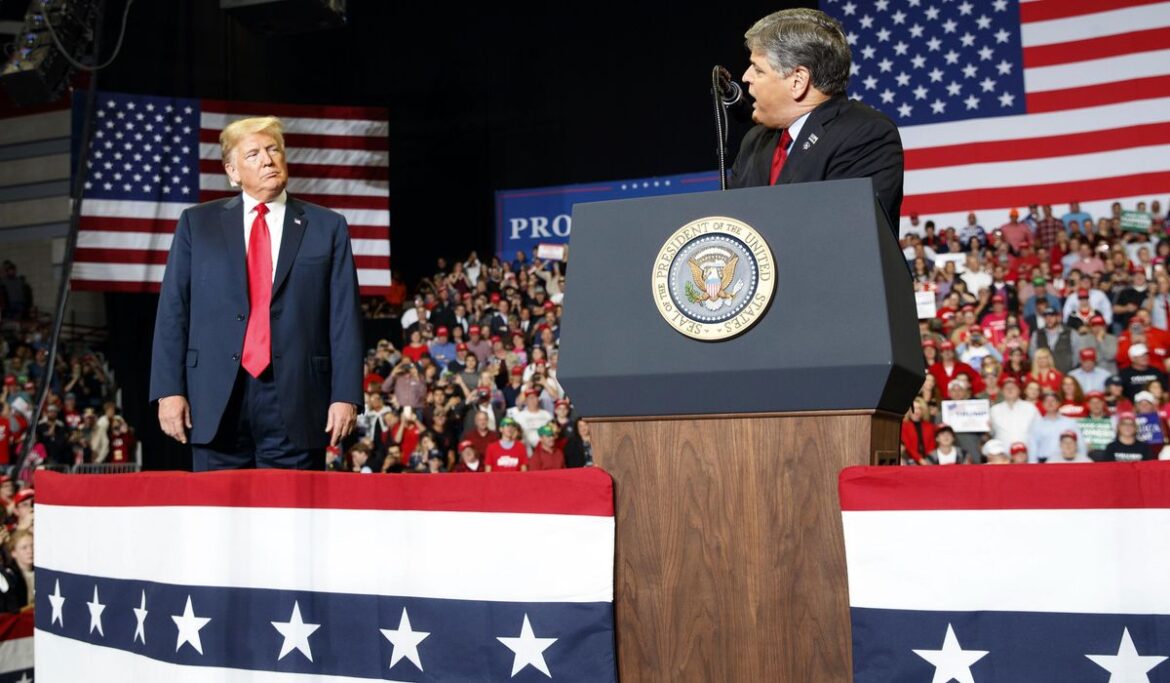 Trump to join Fox News' Sean Hannity for town hall day before GOP debate