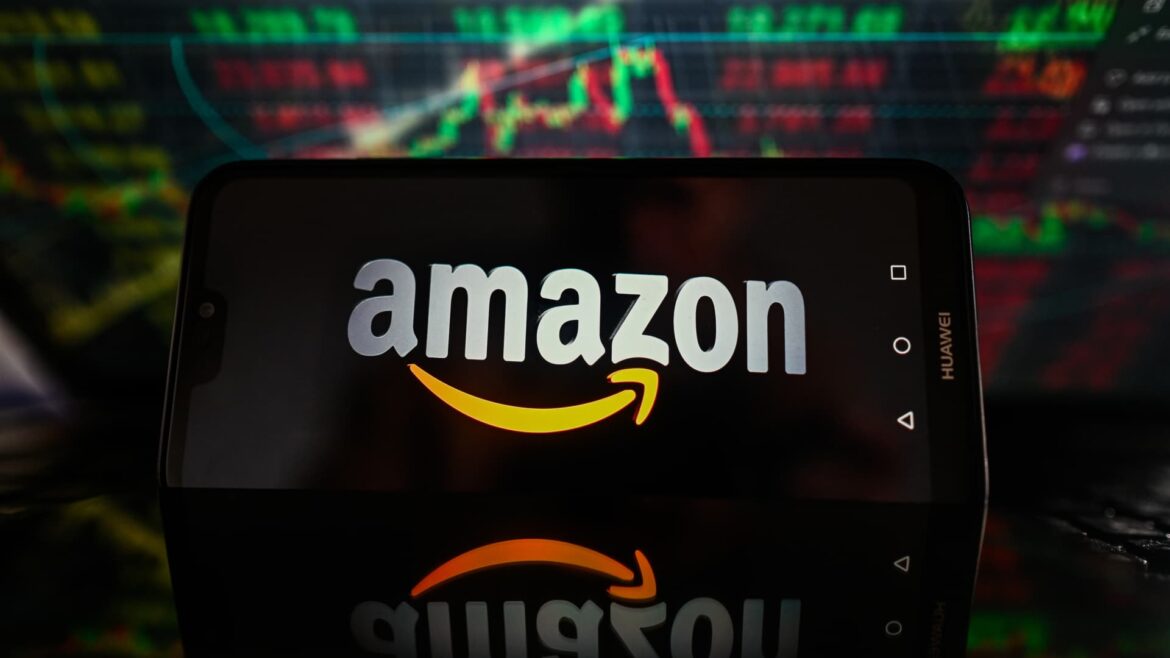 Bernstein names Amazon its 'best idea' and we see a lot to like, too