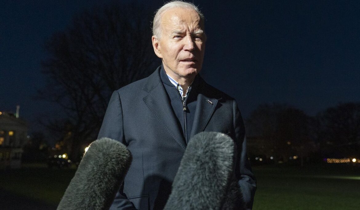 Biden calls for strikes on Iranian-aligned group after 3 U.S. troops wounded in drone attack in Iraq