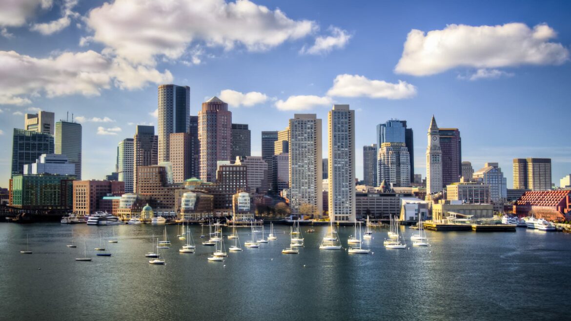 Boston recently narrowed the city's gender pay gap. Here's how