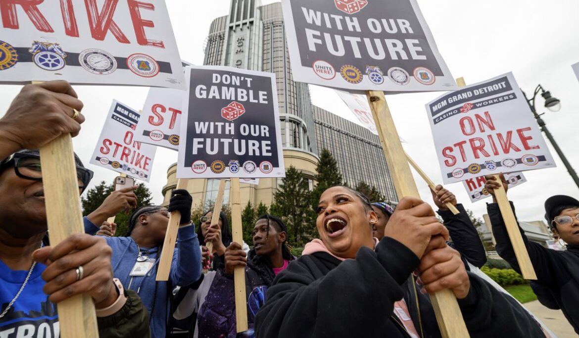 Casino workers with MGM Grand Detroit ratify deal, ending 47-day strike over wages, health care