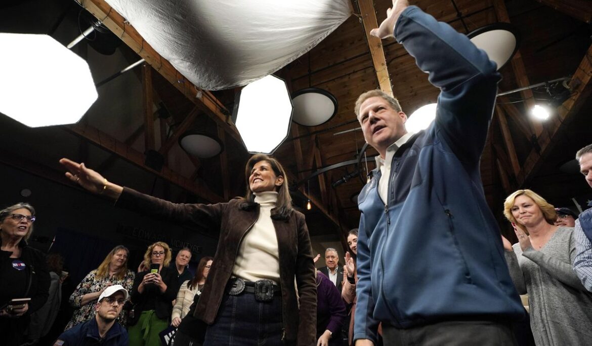 Chris Sununu endorses Nikki Haley in battle against Trump in New Hampshire