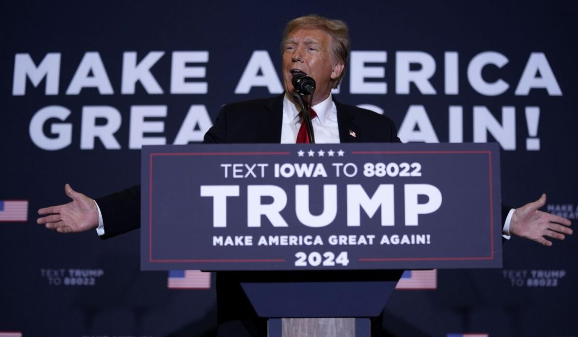 Donald Trump urges Iowa voters to hand him not just a victory, but a blowout