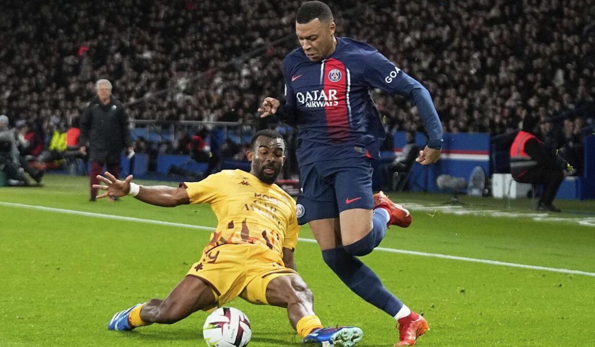 Ethan Mbappe, 16, makes his league debut for PSG, joins brother Kylian on the field