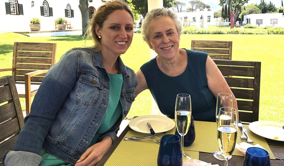 Ex-Harvard Medical School professor used own sperm to secretly impregnate patient, lawsuit alleges