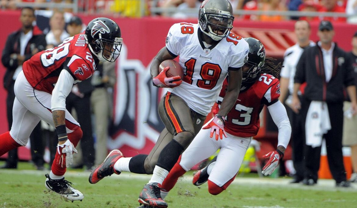 Former NFL player Mike Williams died from rare dental-related sepsis, medical examiner says