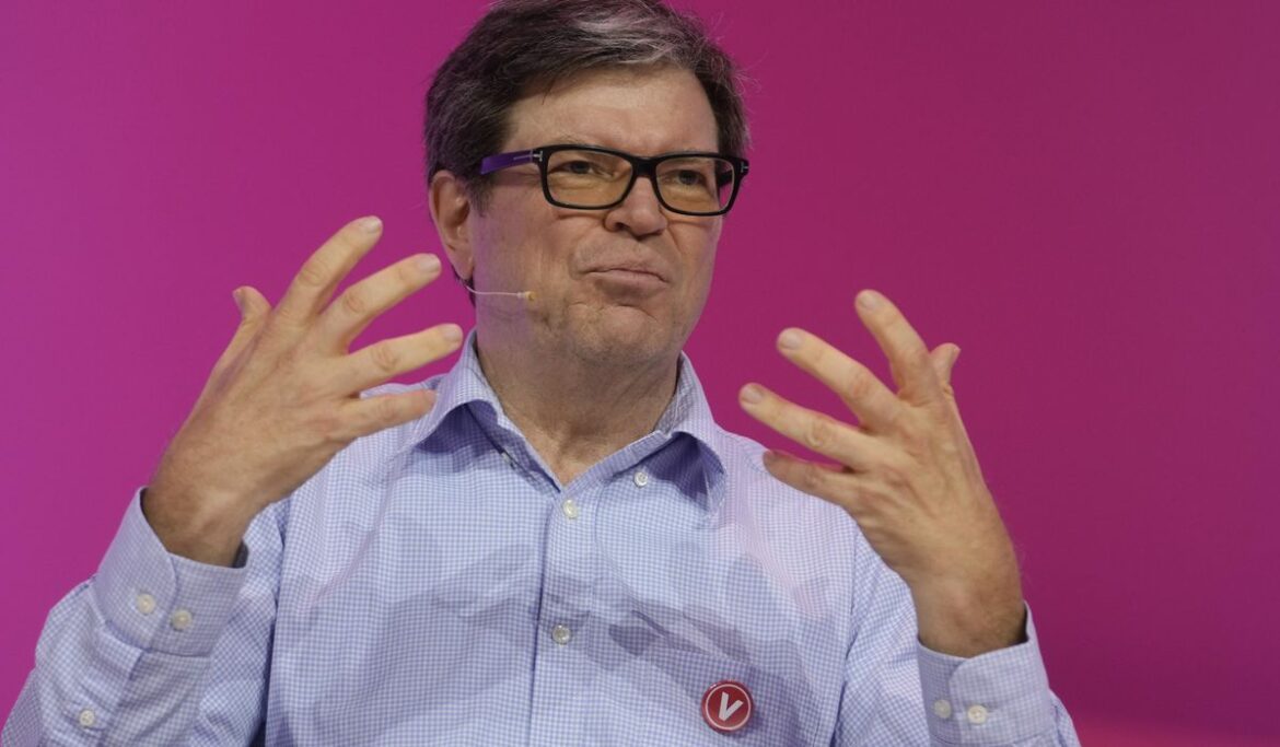 Future of artificial intelligence debated as tech giants lobby regulators