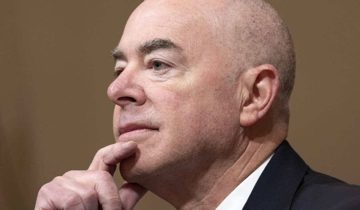 GOP to begin impeachment against Mayorkas after latest bad border numbers