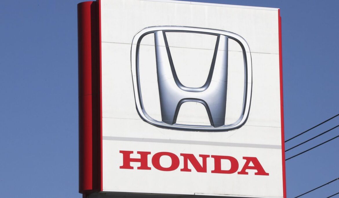 Honda recalls 2.6 million cars over bad fuel pumps