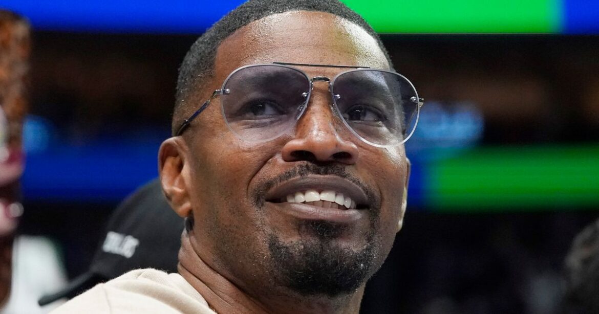'I'm Not A Clone': Jamie Foxx Hilariously Denies Conspiracy Theory Following Health Scare