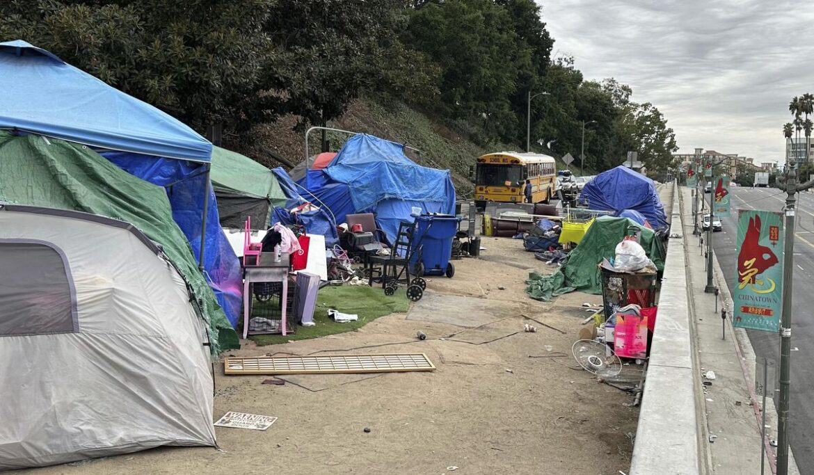 Jerrid Joseph Powell arrested in connection to serial killings of homeless men in Los Angeles