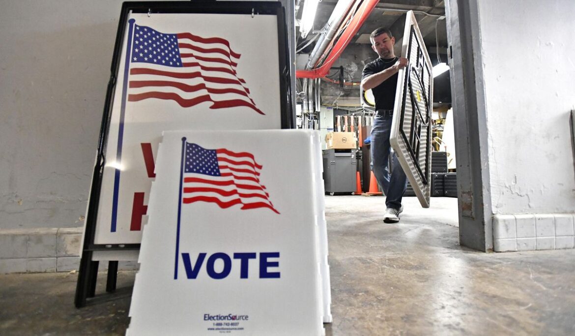 Joe Biden, Donald Trump tied in Pennsylvania, where most voters don't want 4 more years for Democrat