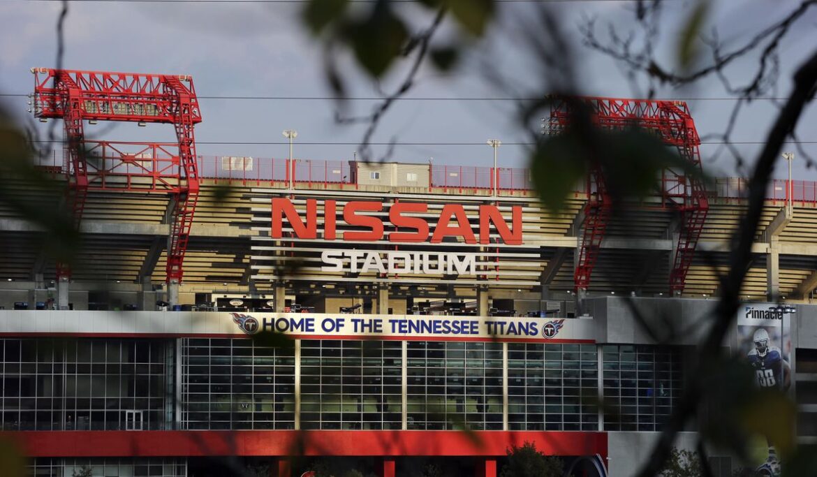 Judges temporarily halt Tennessee law letting state pick 6 of 13 on local pro sports facility board