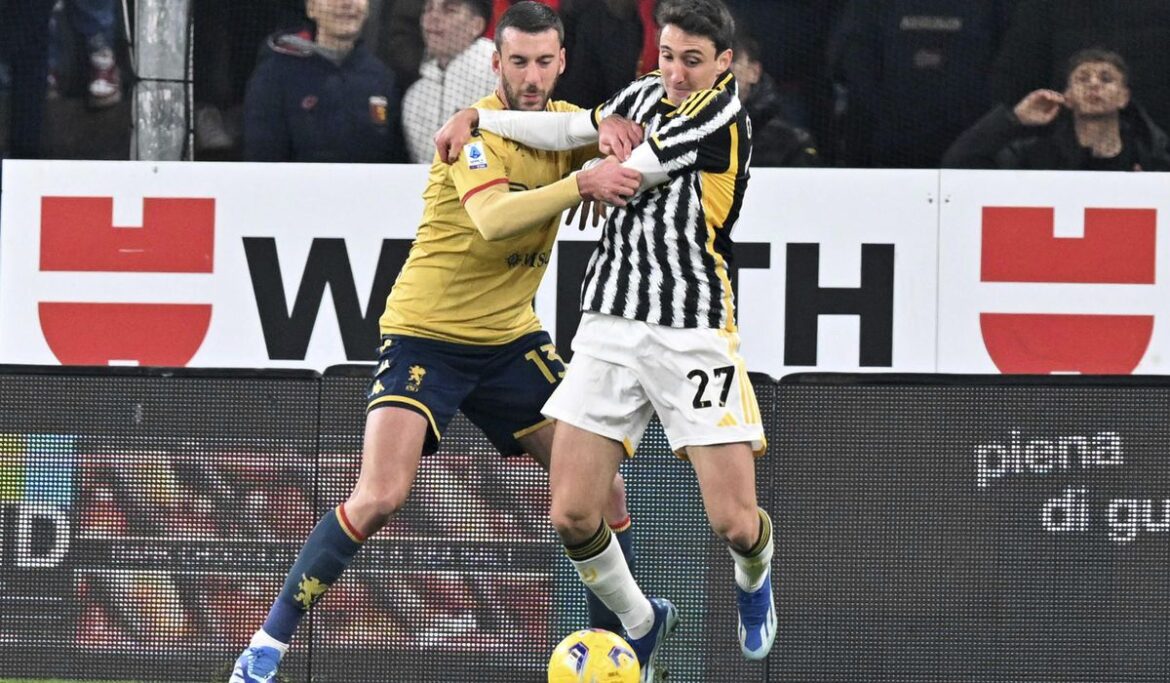 Juventus coach Massimiliano Allegri fined $11,000 for disrespecting referee in his locker room