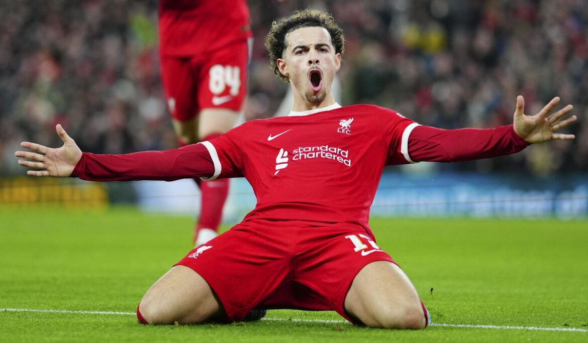 Liverpool routs West Ham 5-1, advances to the League Cup semifinals