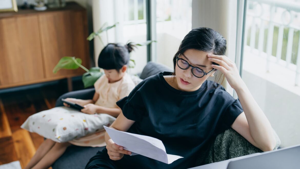 More Americans take 401(k) loans, an indicator of financial stress