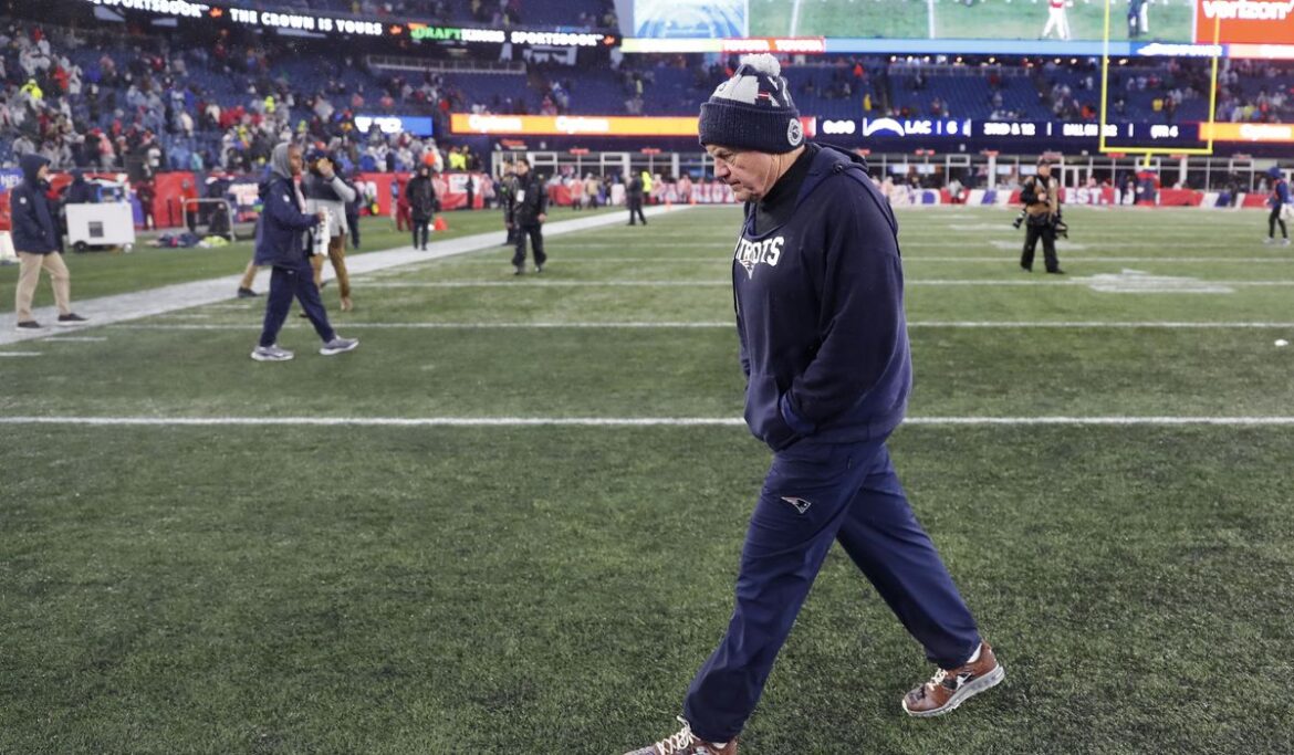 New England Patriots' problems are bigger than quarterback, blame starts with Bill Belichick