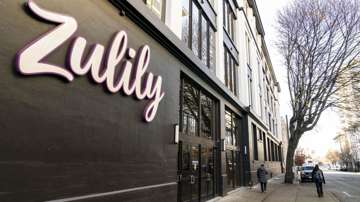Online retailer Zulily is shutting down