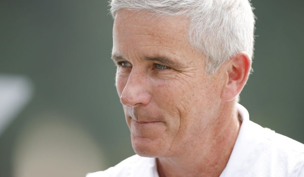 PGA Tour seeks commercial deal extension with Saudis, private investors