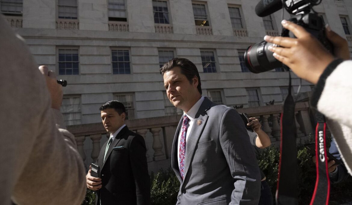 Rep. Matt Gaetz presses Delta CEO on whether the airline is transporting illegal immigrants