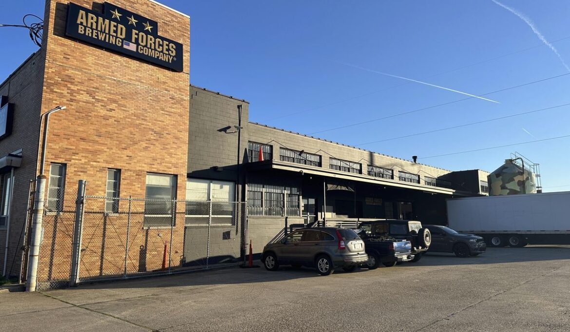 Robert J. O'Neill getting in the way of military-themed brewery in Norfolk