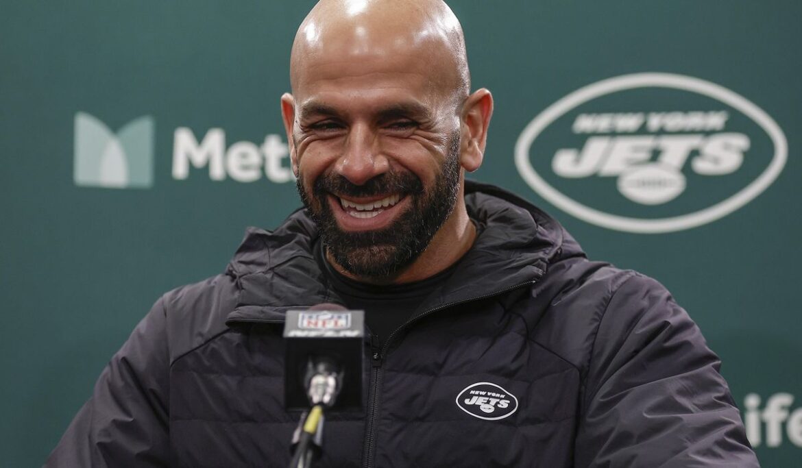 Saleh, Douglas and Rodgers will return, so focus turns on bouncing back next season for the Jets