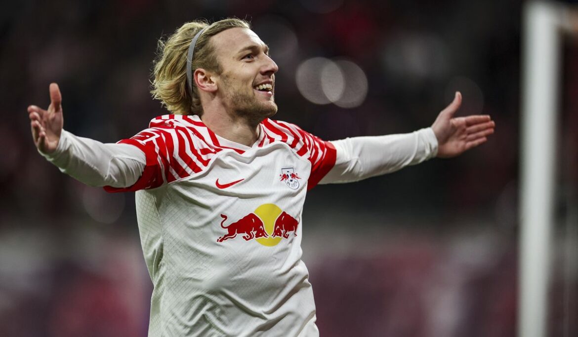 Swedish forward Emil Forsberg transfers to New York Red Bulls from sister club RB Leipzig