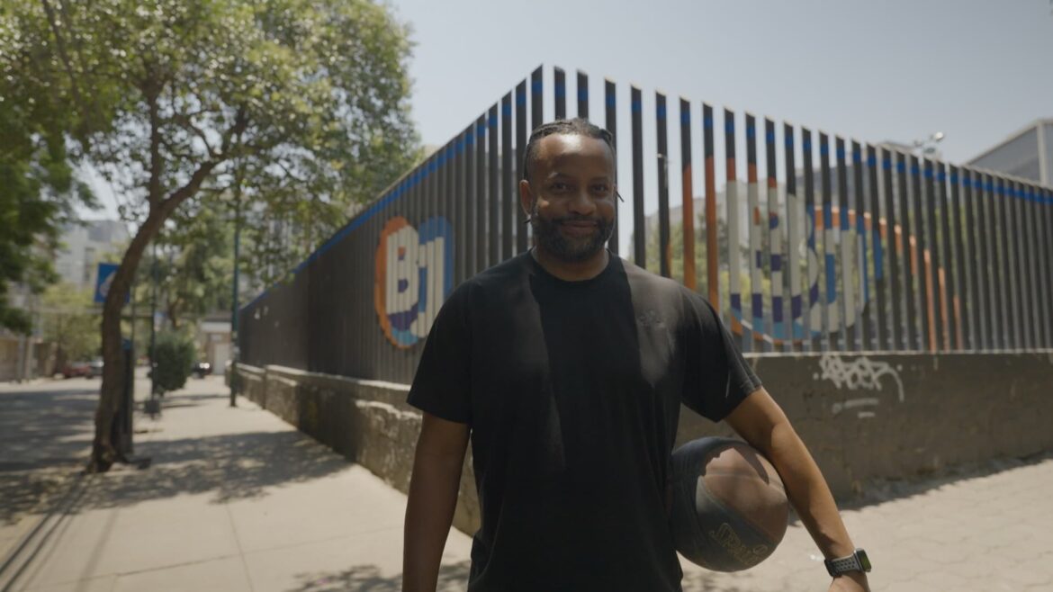 This former NYC teacher moved to Mexico to live on $2,000 a month