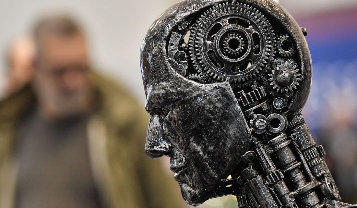 U.S. military intelligence officials eye AI strategy to ensure machines don't take charge