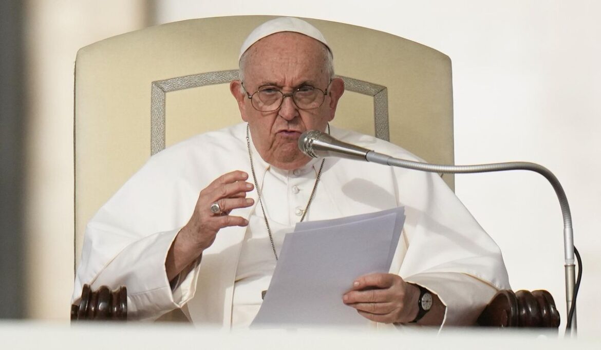 Vatican move on same-sex 'blessings' draws praise, criticism in U.S. flock