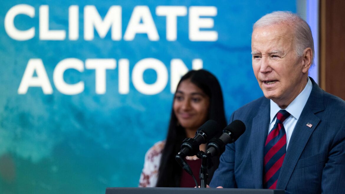 White House announces new steps toward launching its climate corps for young people